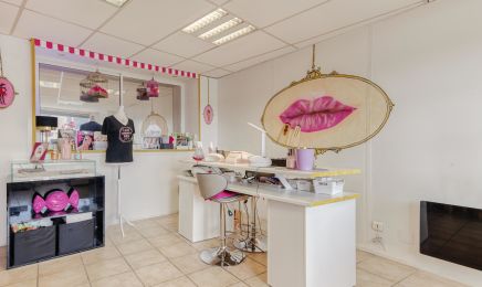 Golden Nails : Manucure à Martigues
