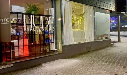 Nude Beauty Studio: Nagelstudio in Herborn
