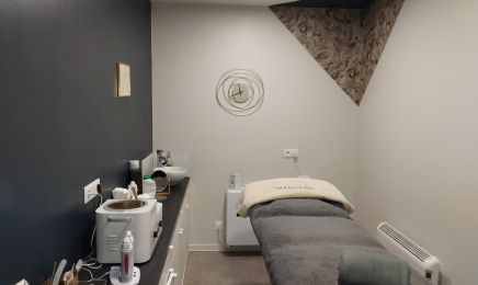 Institut Val' Beauté  : Manucure à Niort