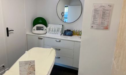 B'L avec un grand Elle : Manucure à Rezé