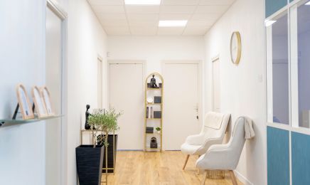 Ova Institut Beauté et Bien-être : Manucure à Thiers