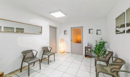 C-Line Laser Clinic : Institut de beauté à Charly