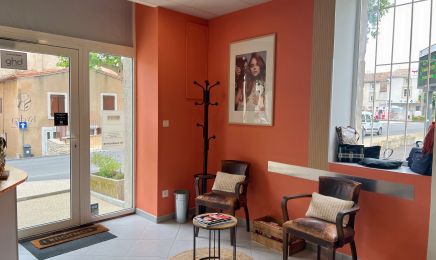 Chez L' : Institut de beauté à Villalier