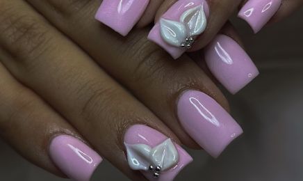Salon de Nina Pequena  : Manucure à Anse