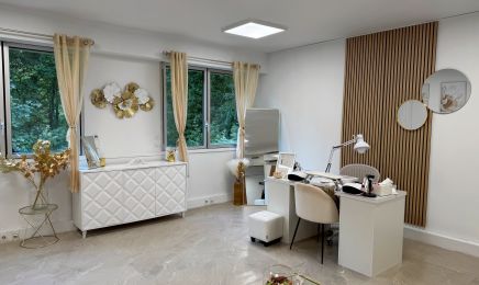 Beauty expert_ by Shirel : Manucure à Écully