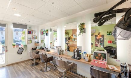 Planet hair : Coiffeur à Frontenaud