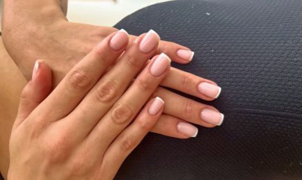 Laura B_ Nailss ( Chez Meli Nails ) : Manucure à Nice