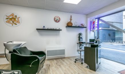 Morello Salvatore  : Coiffeur à Vif