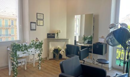 Juliette Riviera Beauty House : Coiffeur à Cannes