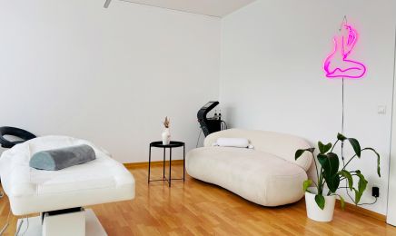 Numa Beauty: Kosmetikstudio in Leonberg