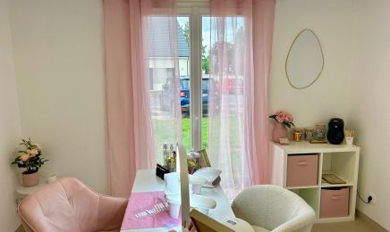 LJ Beauty : Manucure à Boos