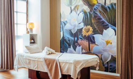 WHITE LOTUS Thai-Massage & Wellness: Kosmetikstudio in Regenstauf