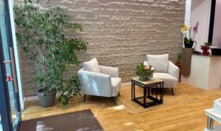 Beauté et spa des halles : Manucure à Laval
