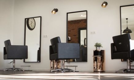 Le Salon By Claire  : Coiffeur à Still