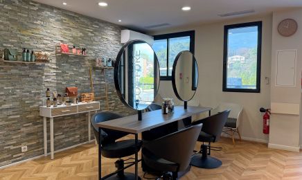 Le Fauteuil By Shirley : Coiffeur à Mougins