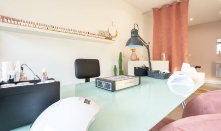 Mimi'nails Beauty bruges 33 : Institut de beauté à Bruges