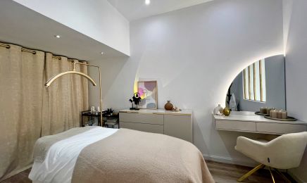 Chris Beauté - Maison de beauté et soins anti-âge - Jet Peel  : Institut de beauté à Sainte-Maxime