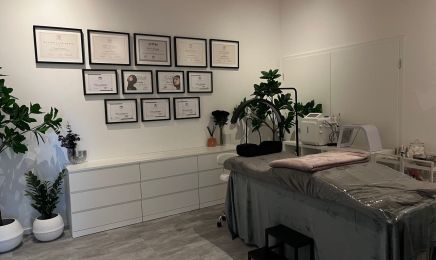Skin and More : Friseur in Igling
