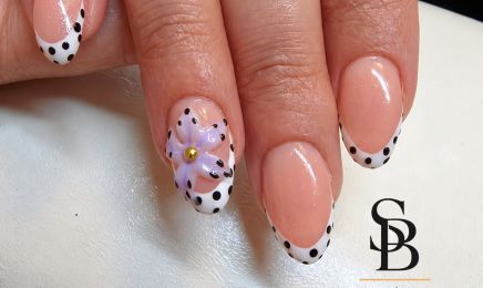 Sirène Beauty  : Manucure à Gouvieux