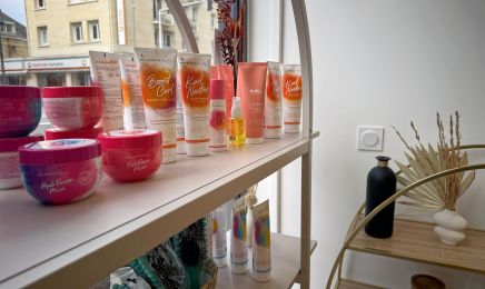 BOUCLÉS. CAEN : Coiffeur à Caen