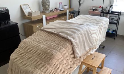 Chaynie Nails Esthétique : Institut de beauté à Balbigny