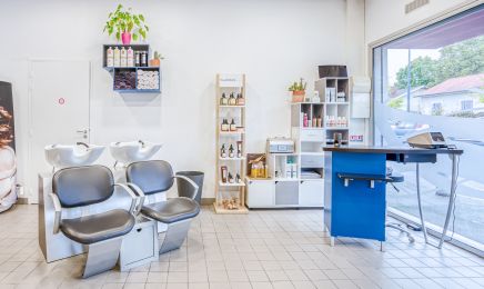 Salon Jean Claude (Denis) : Barbier à Blanquefort