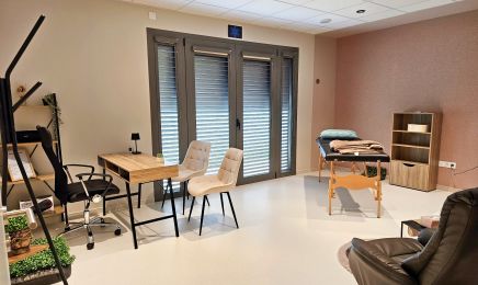 L’Atelier - Centre de bien être - Lolita Ongles : Institut de beauté à Avant-lès-Ramerupt