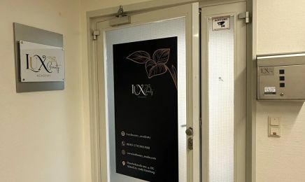 Lux beauty academy : Kosmetikstudio in Hamburg
