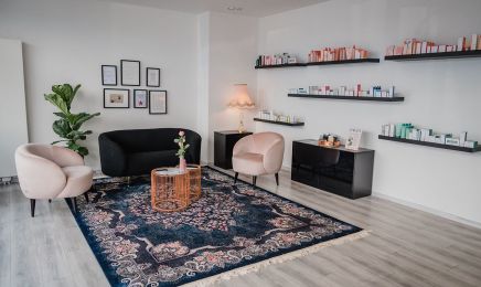 Make up & Skincare Anni Kohlhase: Kosmetikstudio in Essen