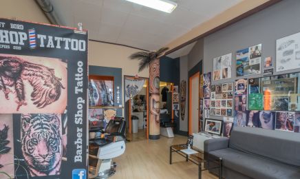 Bord Cliff Barber Tattoo : Coiffeur à Montauban