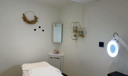 Ddiya Beauty : Manucure à Angers