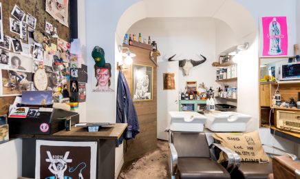 Into the wig  : Coiffeur à Paris