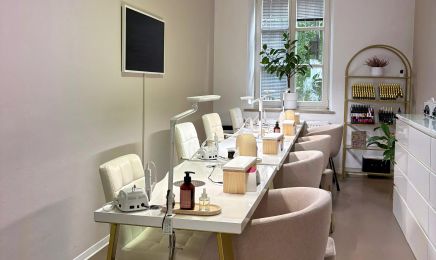 LuiSe nails&more: Kosmetikstudio in München