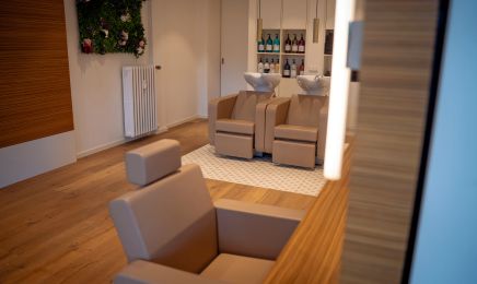 Haarschmiede Studio: Friseur in Meerbusch