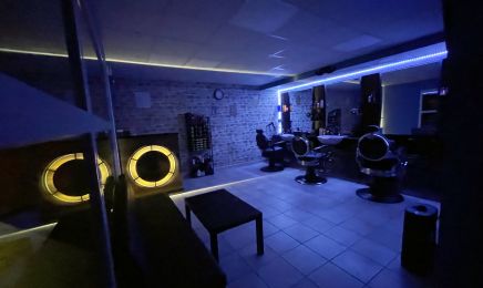 Coiffeur barbier harun  : Barbier à Villers-le-Lac