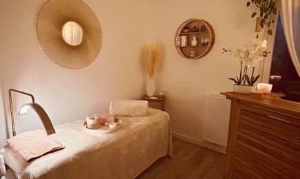 Esprit Beauté & Réflexologie by Cat : Manucure à Gradignan