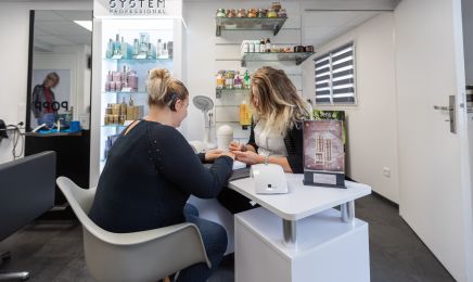 Escale beaute : Manucure à Buxerolles
