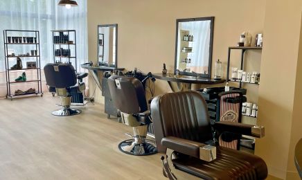 Coiffeur LL : Coiffeur à La Couronne