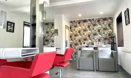 L’Atelier des Ciseaux by Amandine : Coiffeur à Allonnes