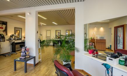 Rien qu'un Instant : Coiffeur à Plerguer