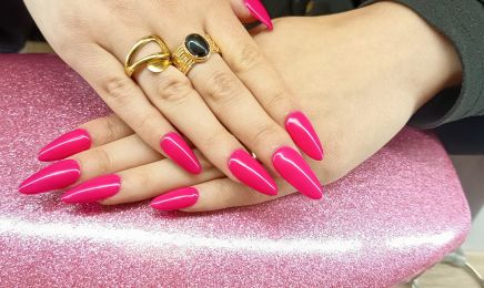 Nails & Beauté  : Manucure à Clermont-Ferrand