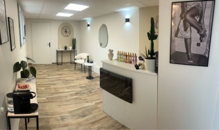 INSTITUT DOLCE KARA : Institut de beauté à La Chaussée-Saint-Victor