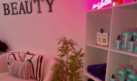 LoveliesByLina : Institut de beauté à Lormont