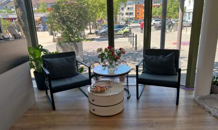 The Room Beauty Studio: Nagelstudio in Geretsried