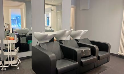 AG Haarwelt: Friseur in Hamburg