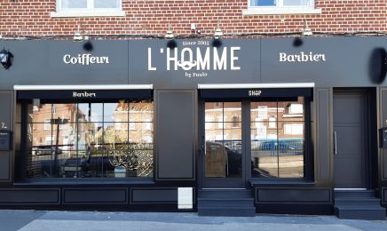 L'Homme : Barbier à Estaires