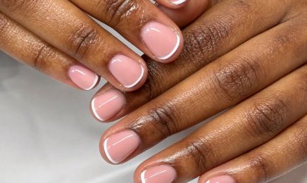 La Maison de l'Ongle - by Nina - : Institut de beauté à Ève