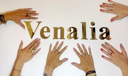 Venalia Nails Studio : Manucure à Plumelec