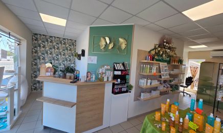 Institut Karine Beaute  : Institut de beauté à Montendre