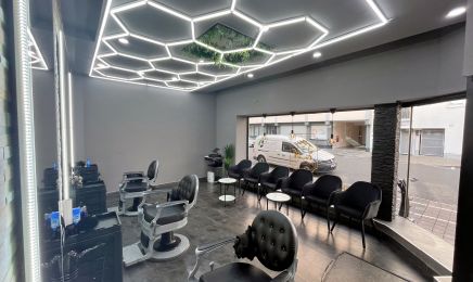 Golden Hair Tabosh: Barbershop in Fürth